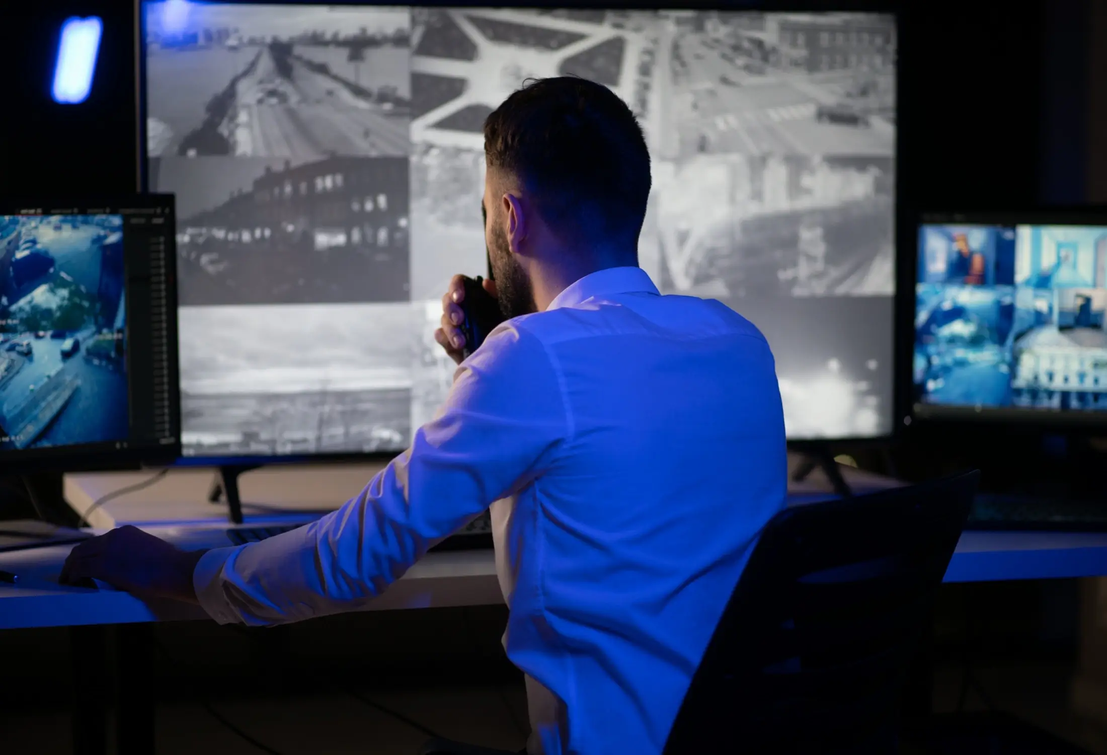 Detektei überwacht per Videotechnik diskret ein Gelände zur Beweissicherung und Aufklärung verdächtiger Vorgänge.